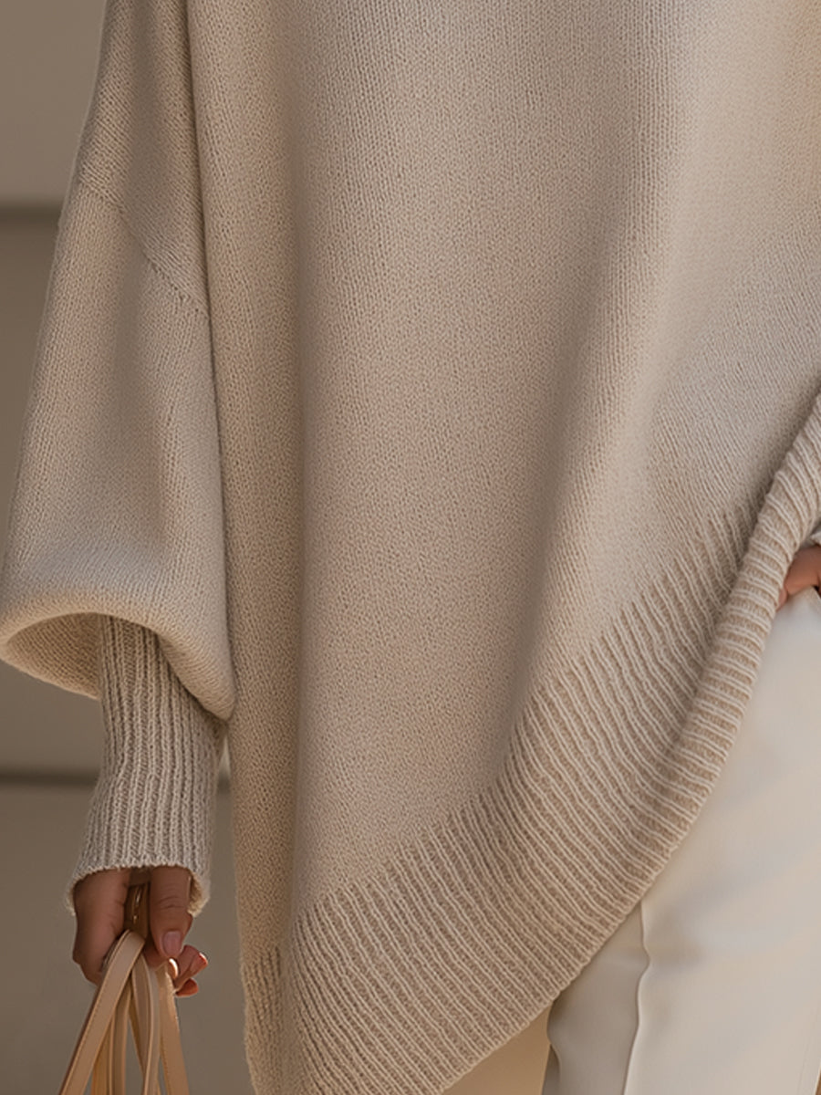 Maglione asimmetrico da donna in maglia con scollo rotondo