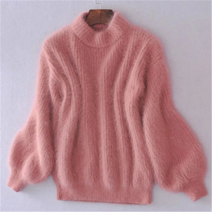 Pull femme à col montant en maille moelleuse