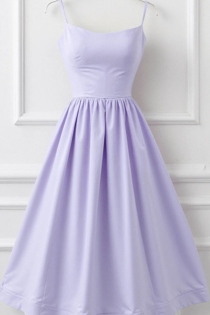 Robe Midi Femme à Bretelles Fines et Jupe Évasée