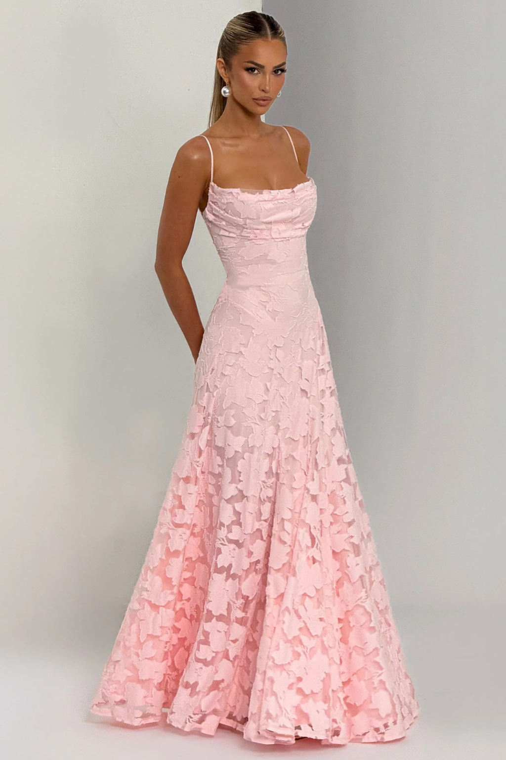 Robe Longue Femme Bustier en Dentelle  Romantique et Silhouette Raffinée
