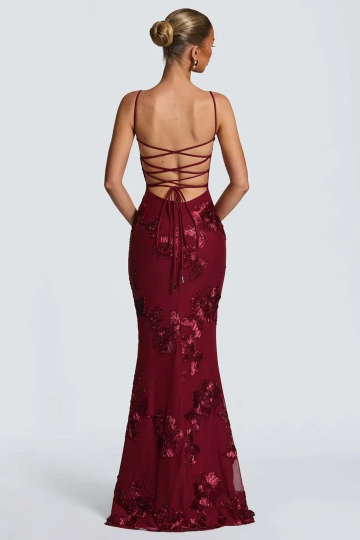 Robe Longue Femme Sirène à Bretelles Fines et Broderies Florales