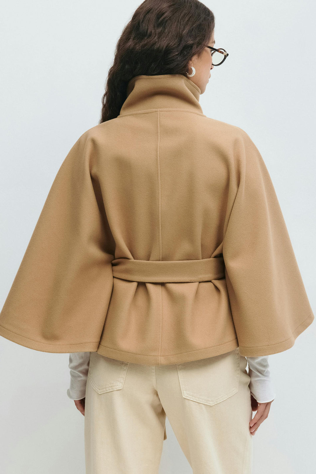 Cape Élégante Ceinturée pour Femme