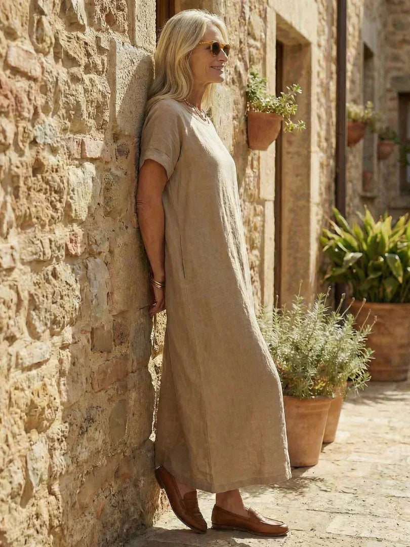 Abito lungo donna ampio con collo rotondo e maniche corte