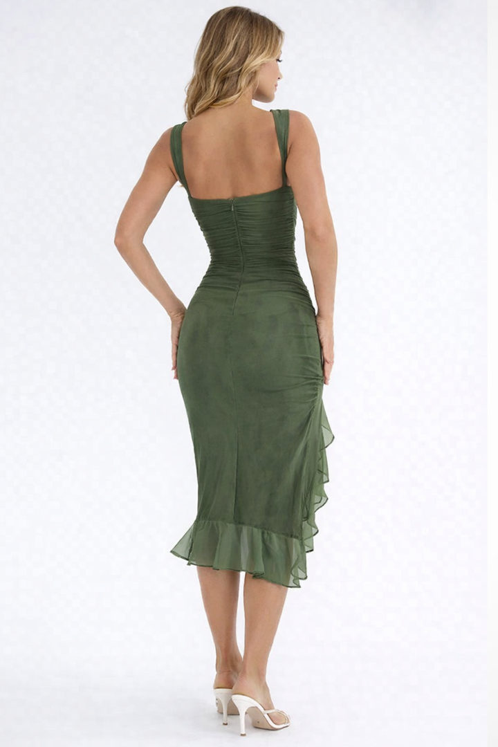 Robe Midi Femme Ajustée à Volants Asymétrique et Silhouette Sculptante