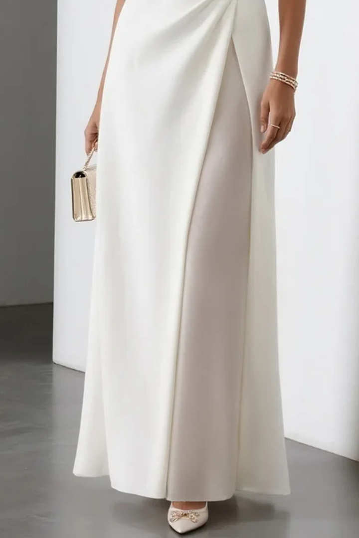 Robe Longue Élégante Femme à Fente Coupe Sophistiquée et Taille Drapée