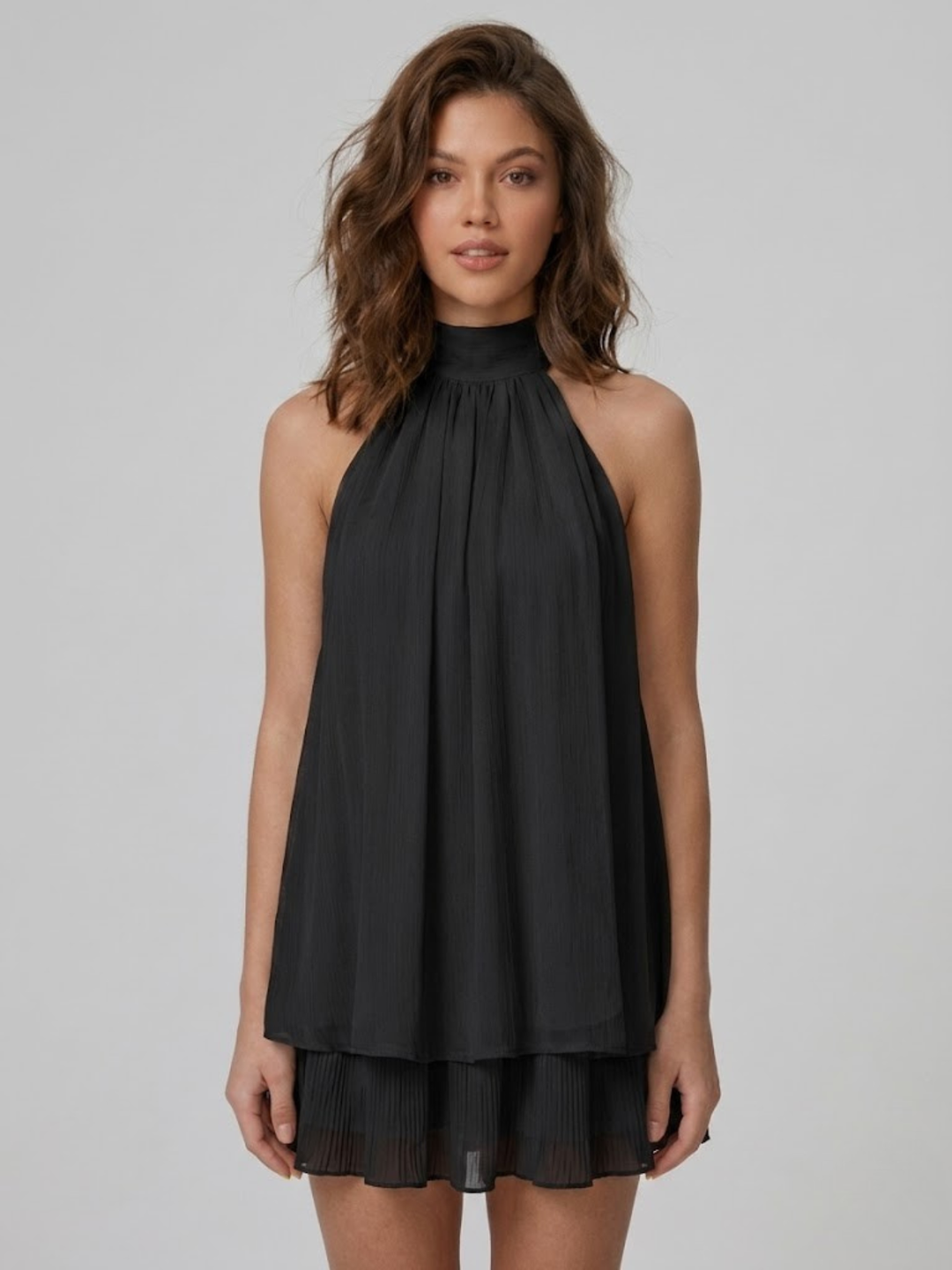 Robe courte femme dos nu col montant volants