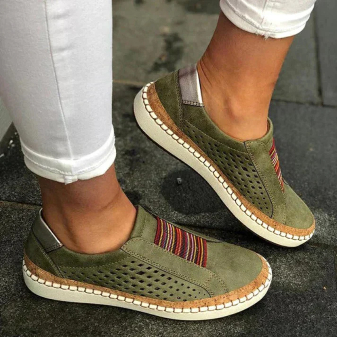 Dámské perforované slip-on boty pro pohodlí a volný čas