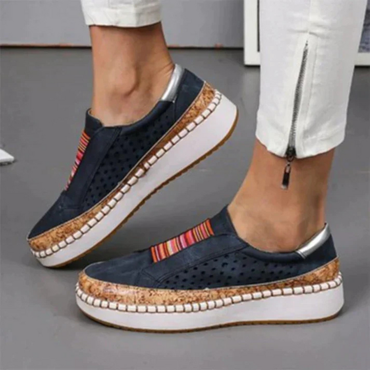 Dámské perforované slip-on boty pro pohodlí a volný čas