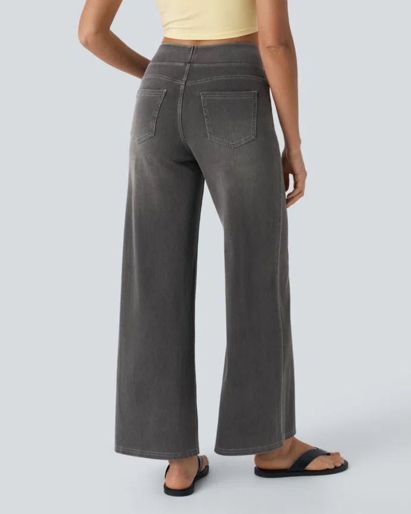 Jeans a vita alta e gamba larga da donna