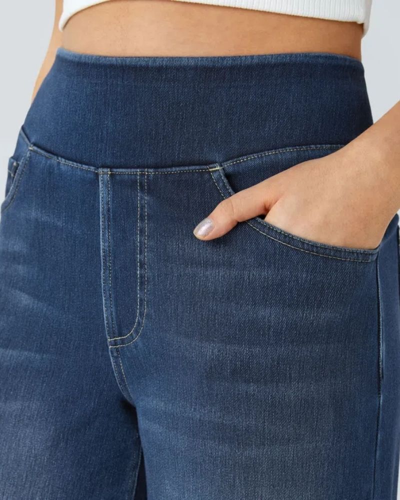 Jeans a vita alta e gamba larga da donna