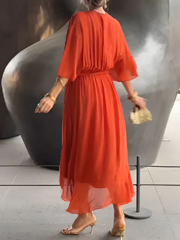 Elegantní a lichotivé maxi šaty s překřížením