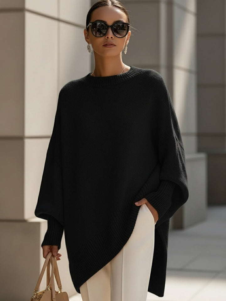 Maglione asimmetrico da donna in maglia con scollo rotondo