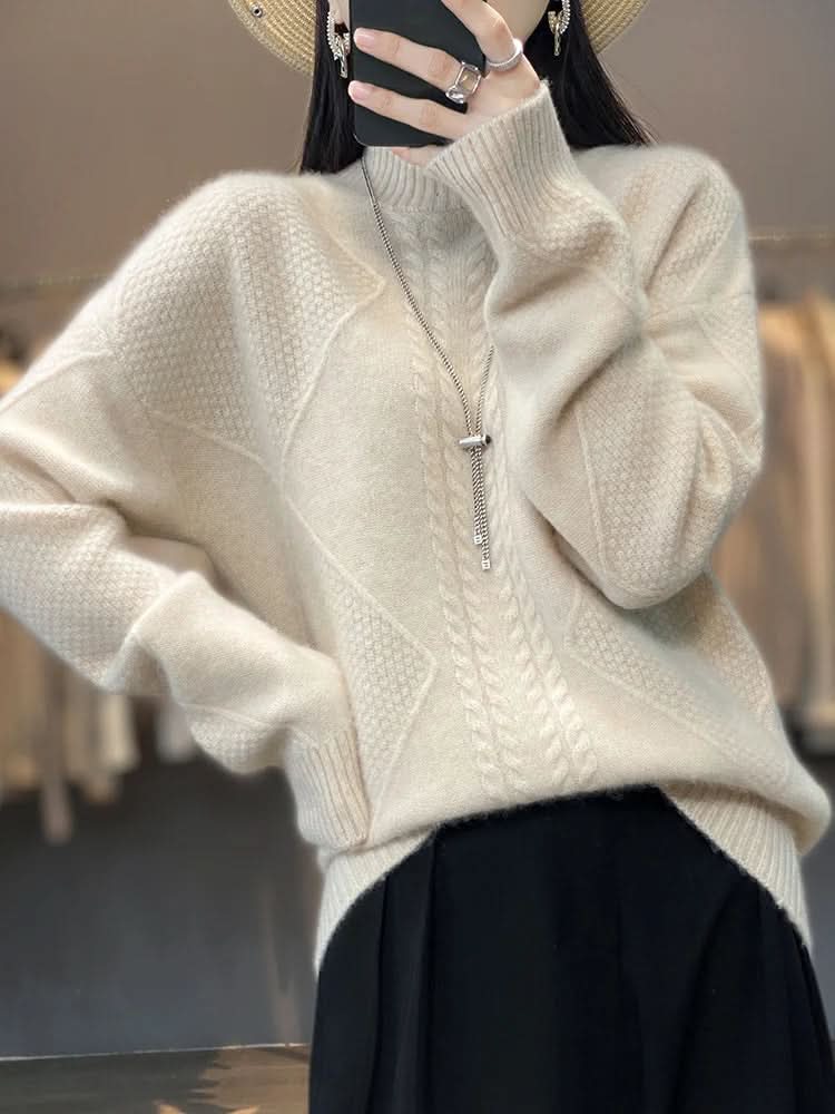 Maglione da donna a collo alto con motivo a trecce