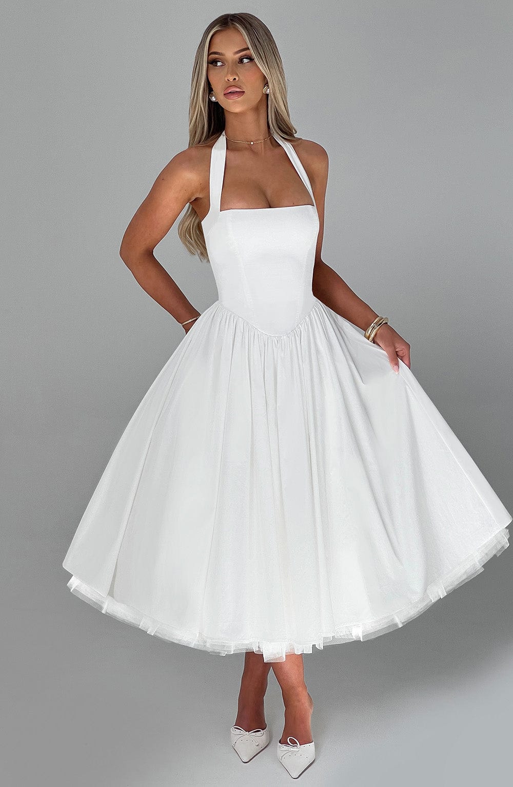 Elegantní midi šaty na ramínka pro ženy