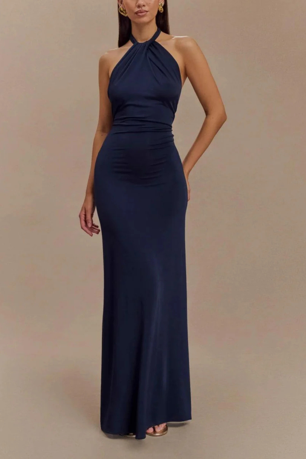 Robe Longue Femme Dos Nu à Col Halter et Silhouette Fluide