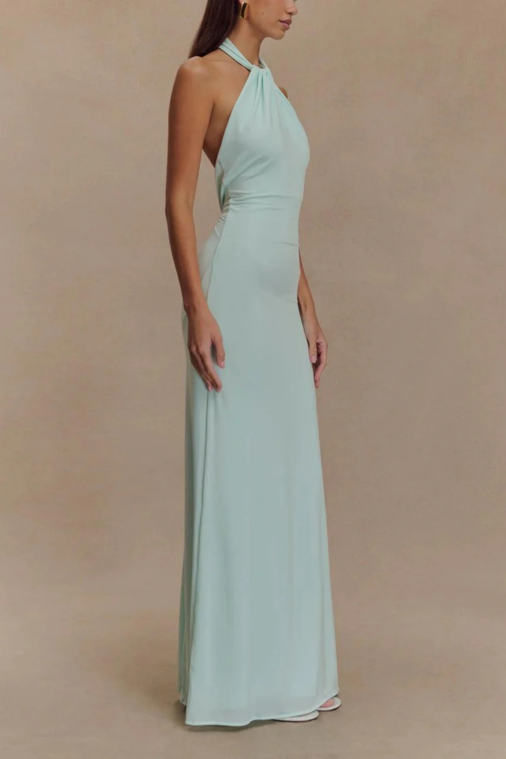 Robe Longue Femme Dos Nu à Col Halter et Silhouette Fluide