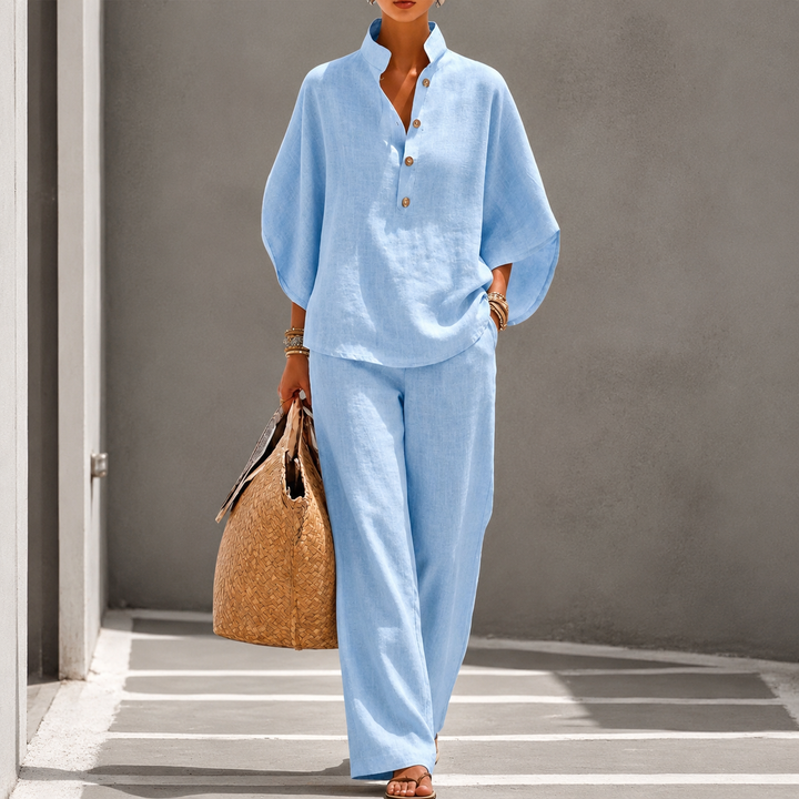 Completo da donna composto da 2 pezzi: camicetta e pantaloni fluidi
