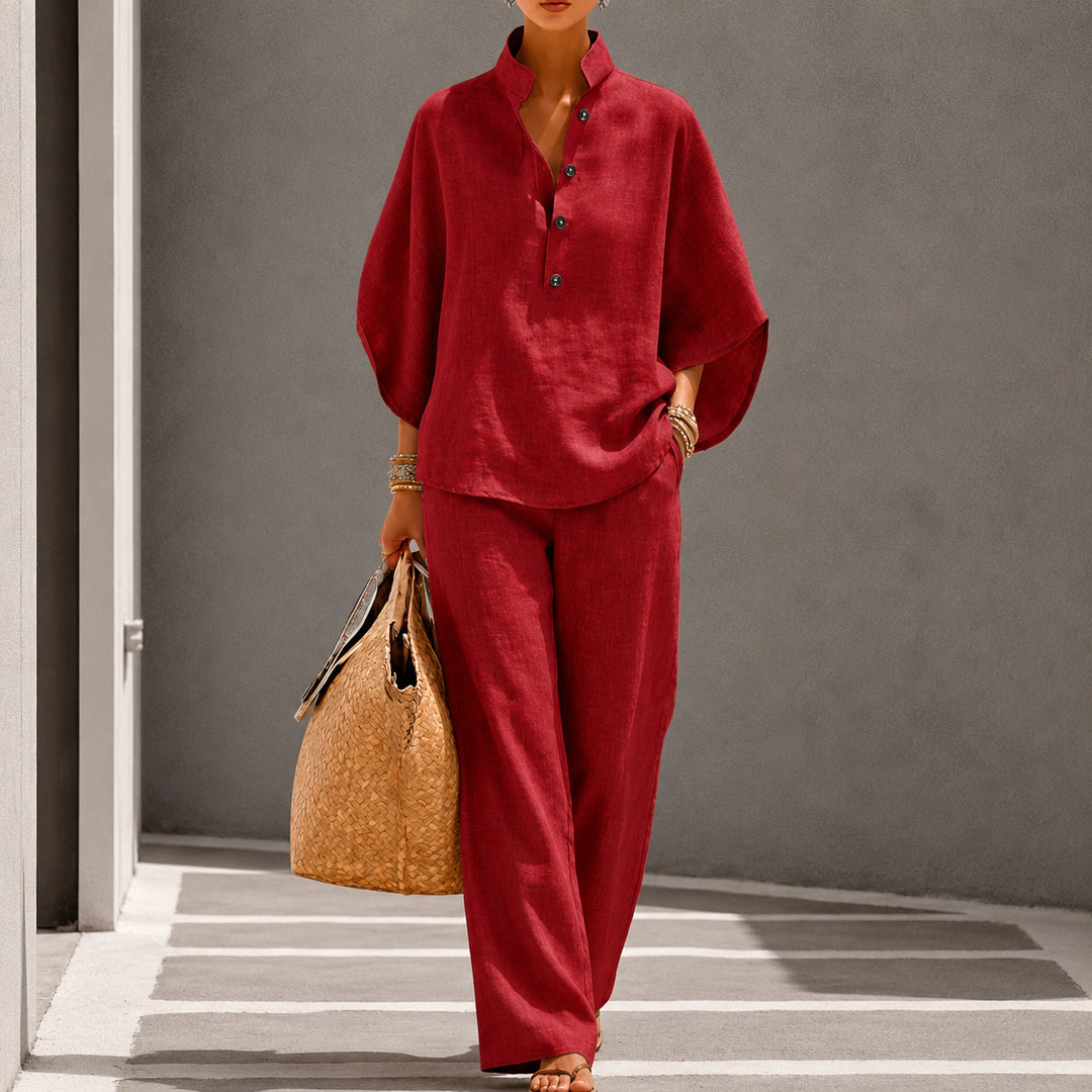 Completo da donna composto da 2 pezzi: camicetta e pantaloni fluidi