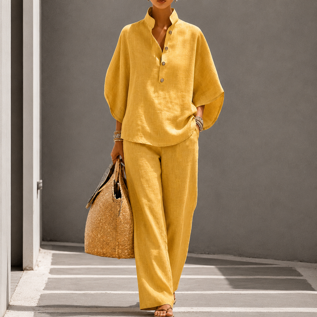 Completo da donna composto da 2 pezzi: camicetta e pantaloni fluidi