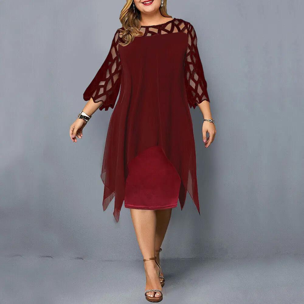 Vestito da donna in pizzo fluido con maniche 3/4 e orlo asimmetrico
