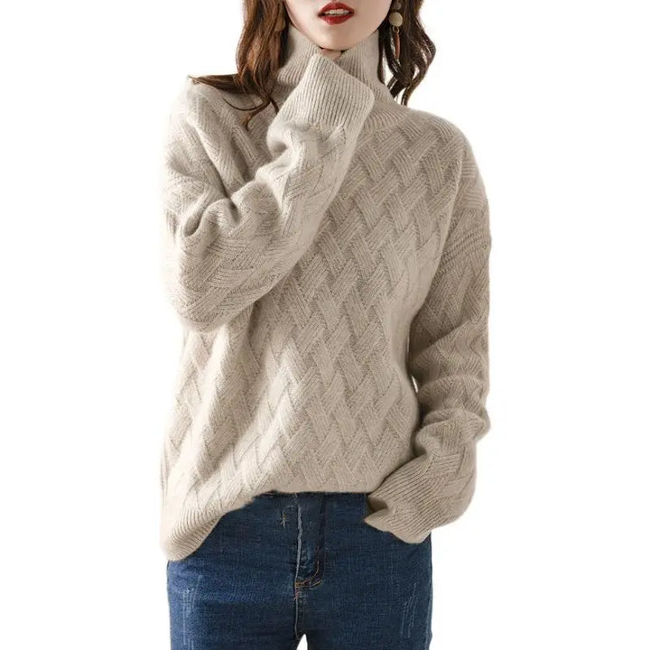 Maglione da donna a collo alto con motivo intrecciato