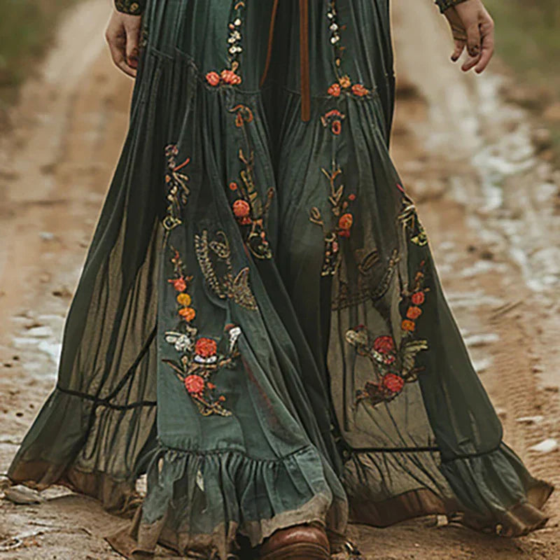 Robe maxi bohème brodée col V femme