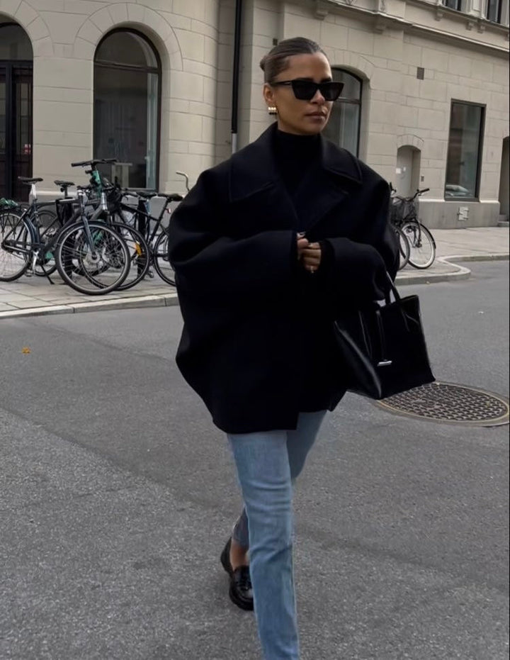 Cappotto Corto: Eleganza Semplice & Tendenza Invernale