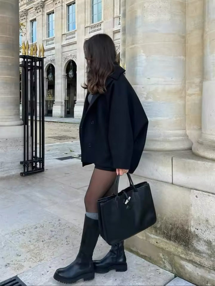 Cappotto Corto: Eleganza Semplice & Tendenza Invernale