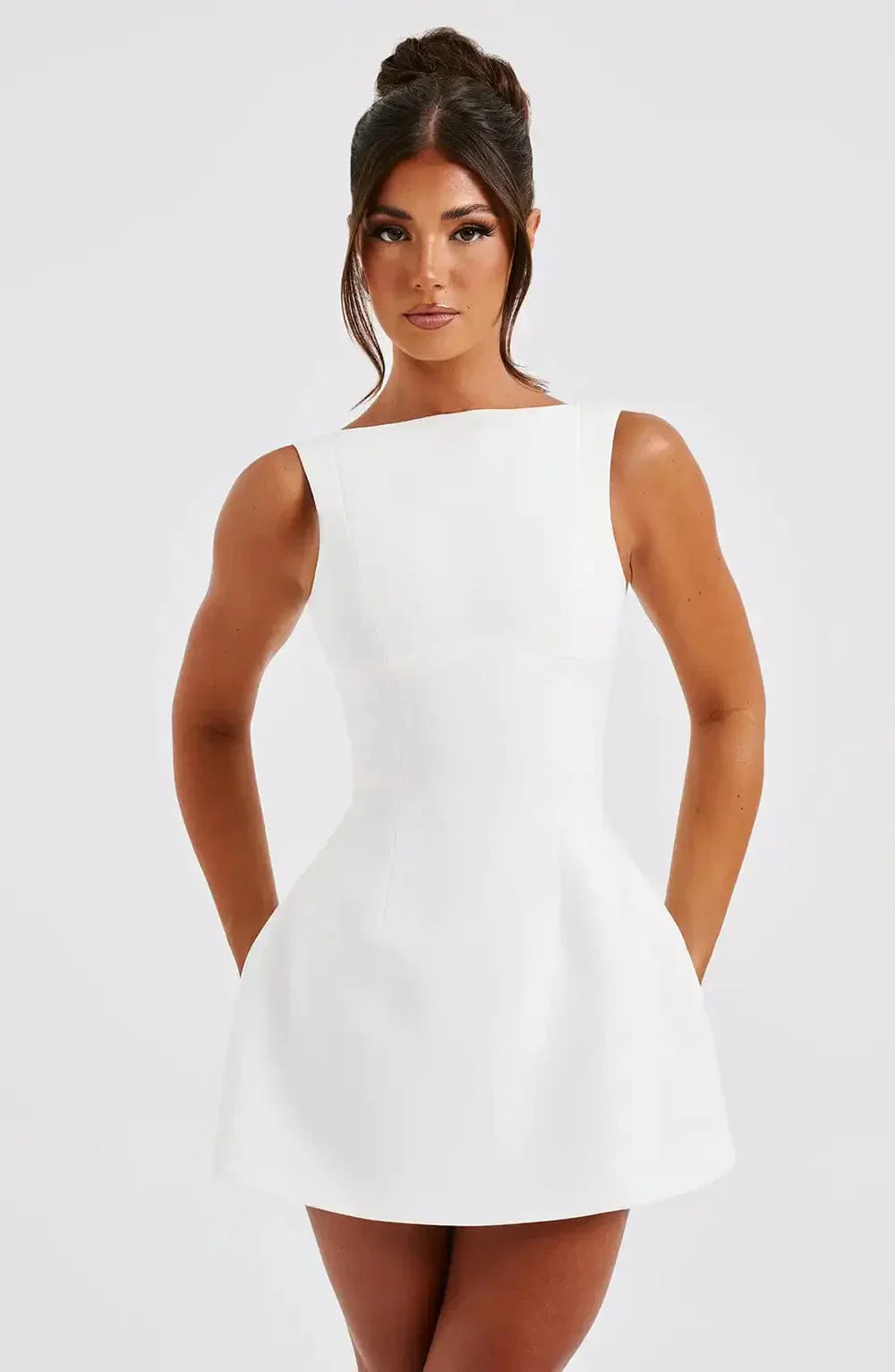 Robe Mini Femme Sans Manches à Dos Nu