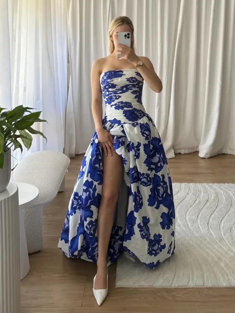 Elegantní dlouhé květované šaty s efektem volánů