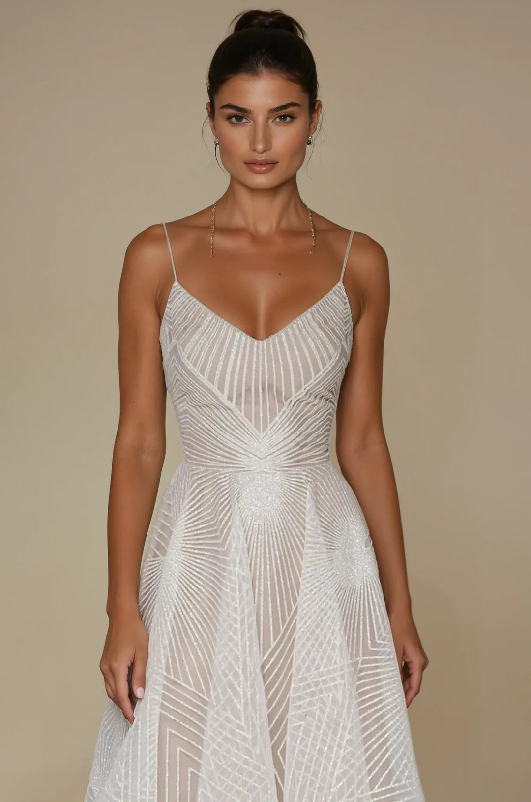 Elegantní šaty s nebeským leskem