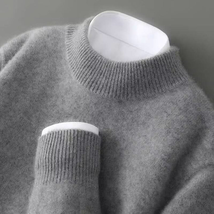 Maglia a coste classica da donna con collo alto