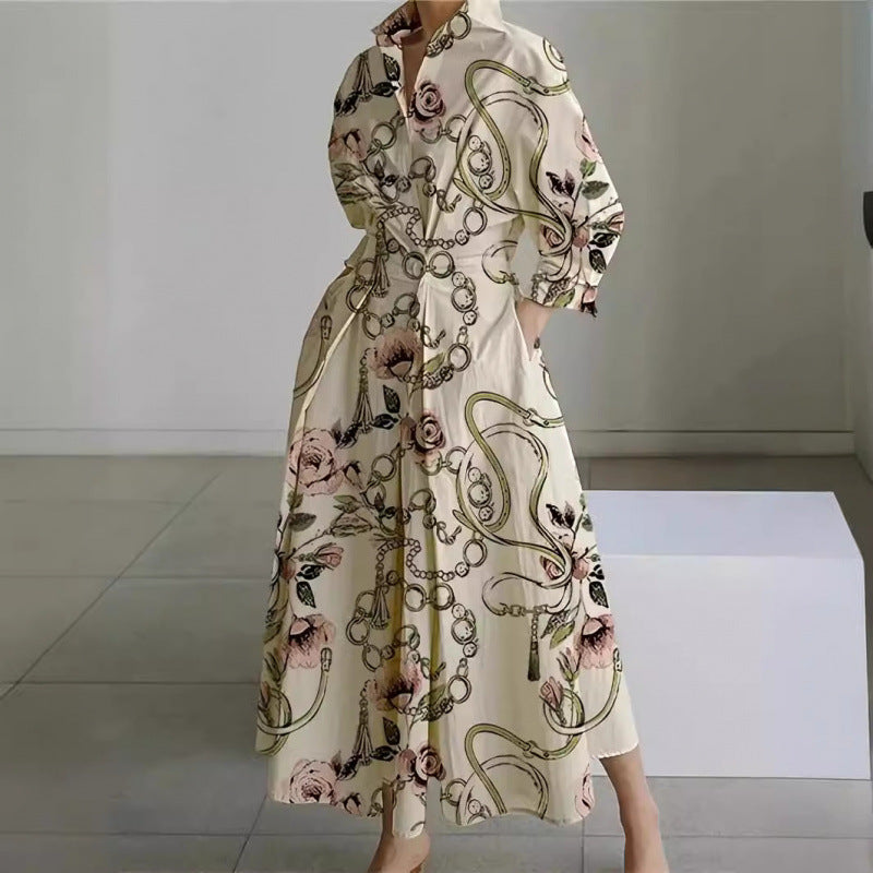 Abito lungo da donna con colletto a camicia e scollo a portafoglio