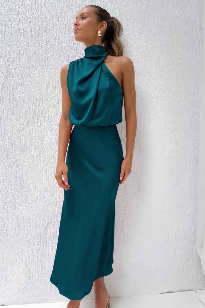Elegantní asymetrické midi šaty