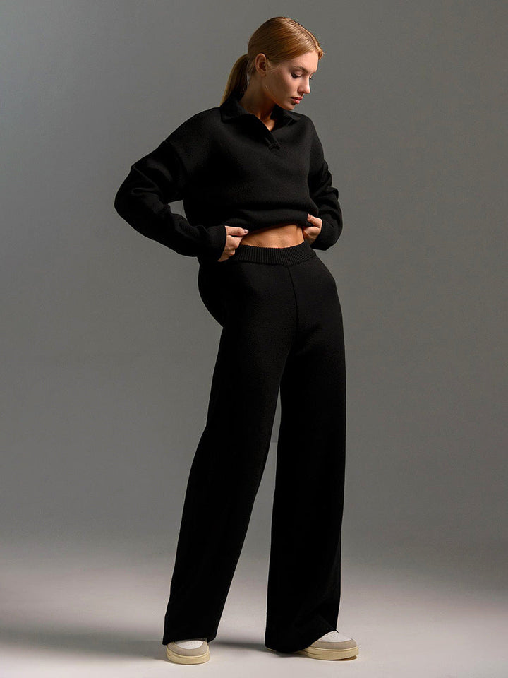 Completo donna con maglione a collo polo e pantaloni larghi