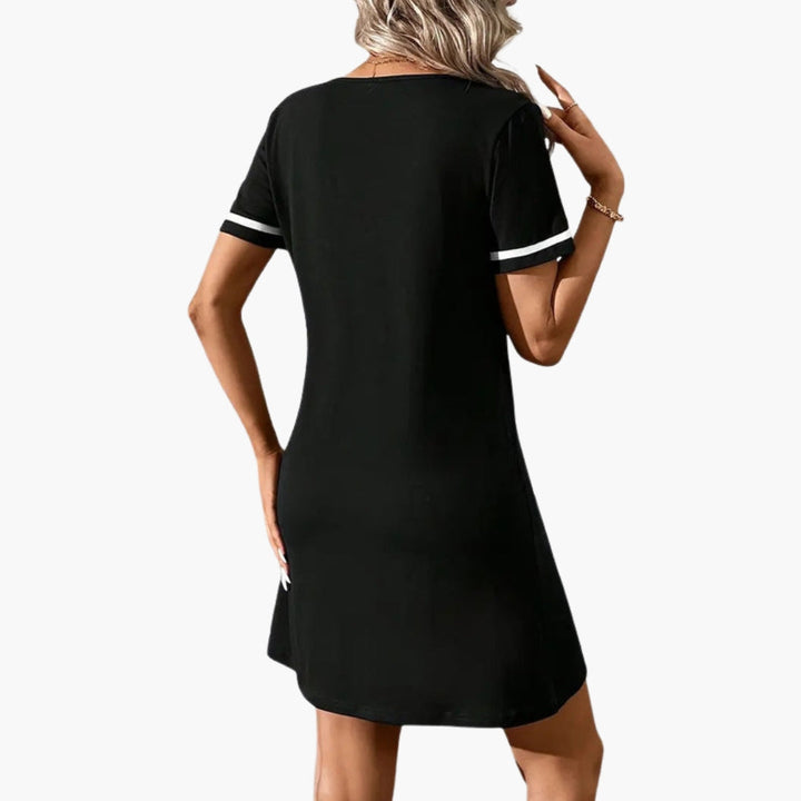 Elegantní dámské šaty s výstřihem do V