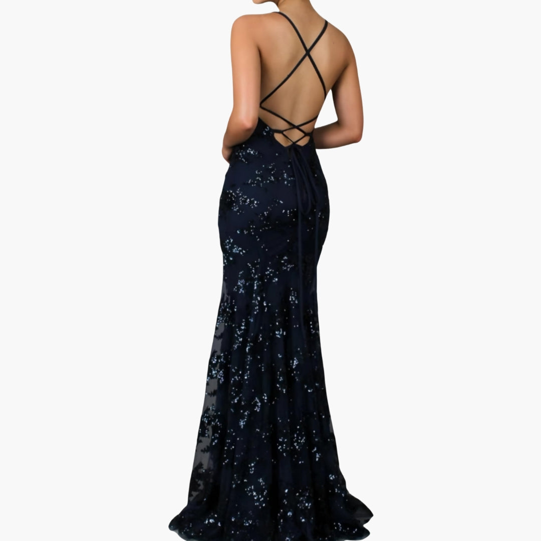 Elegantní dámské šaty s tenkými ramínky a flitry