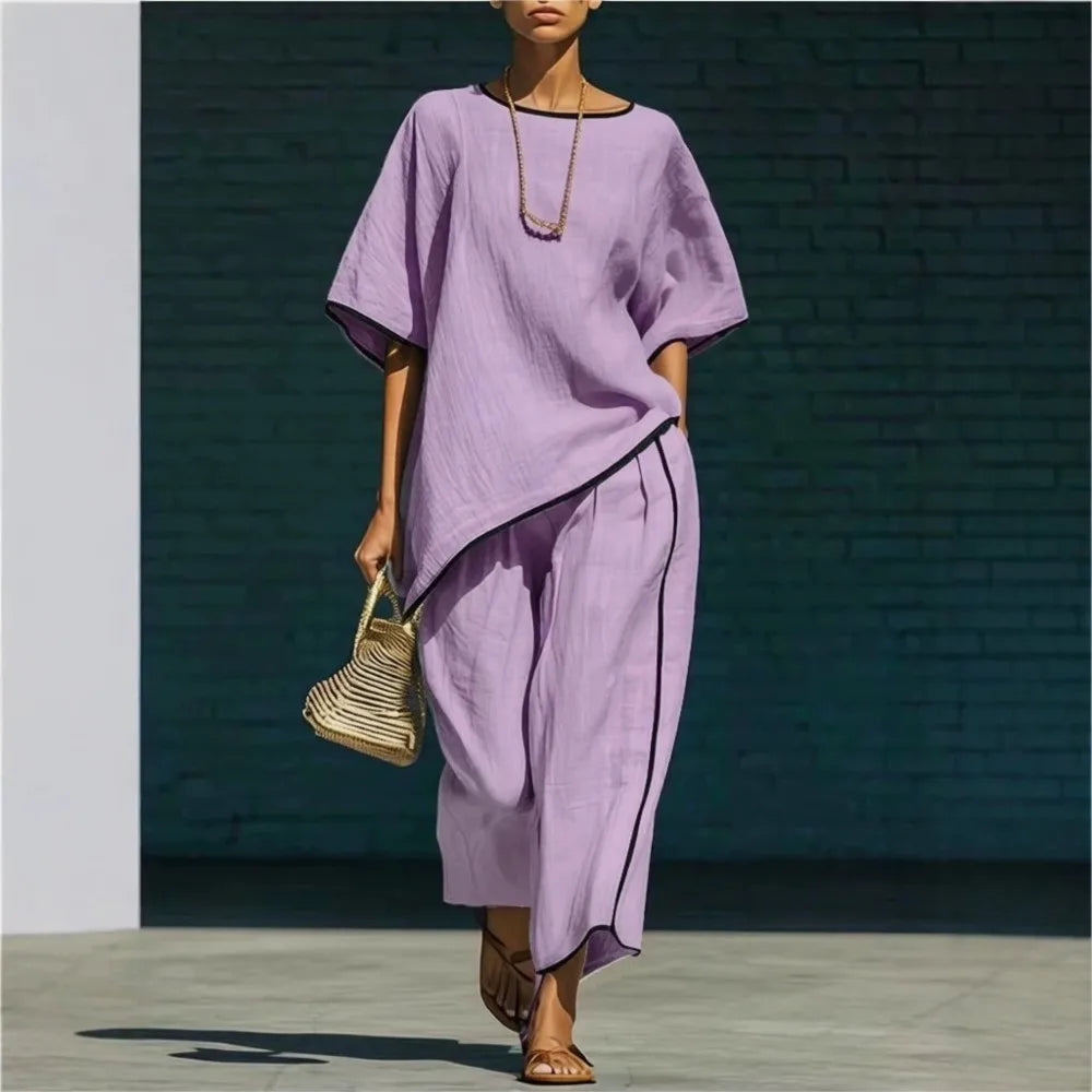 Chic Set with Flowing Tunic and Flared 7/8 Pants