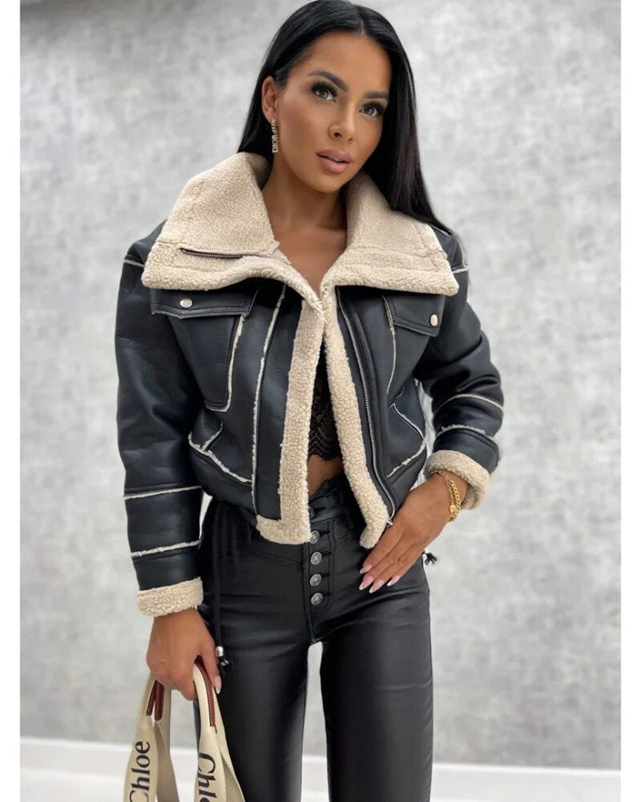 Chaqueta corta de mujer estilo motero con cuello en contraste