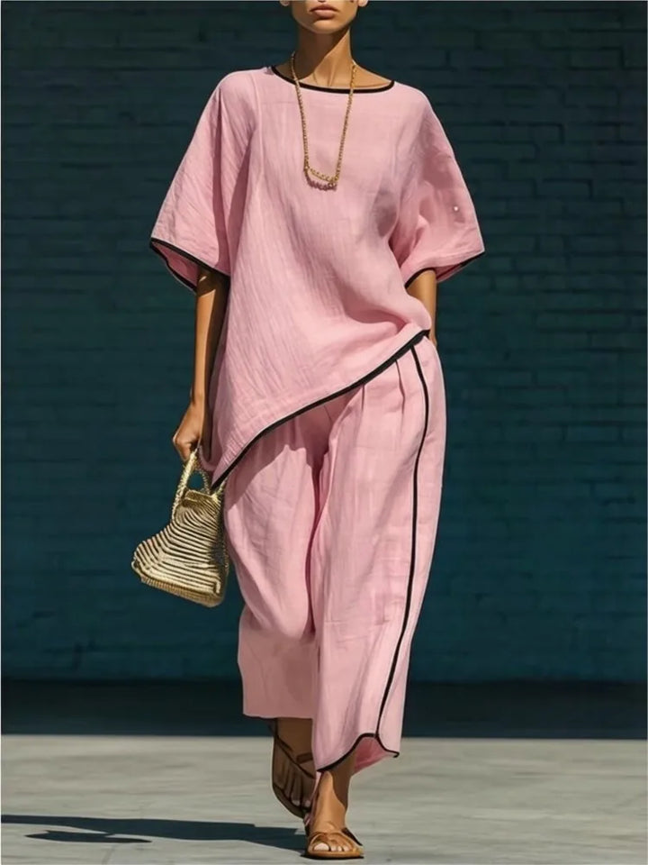 Chic Set with Flowing Tunic and Flared 7/8 Pants