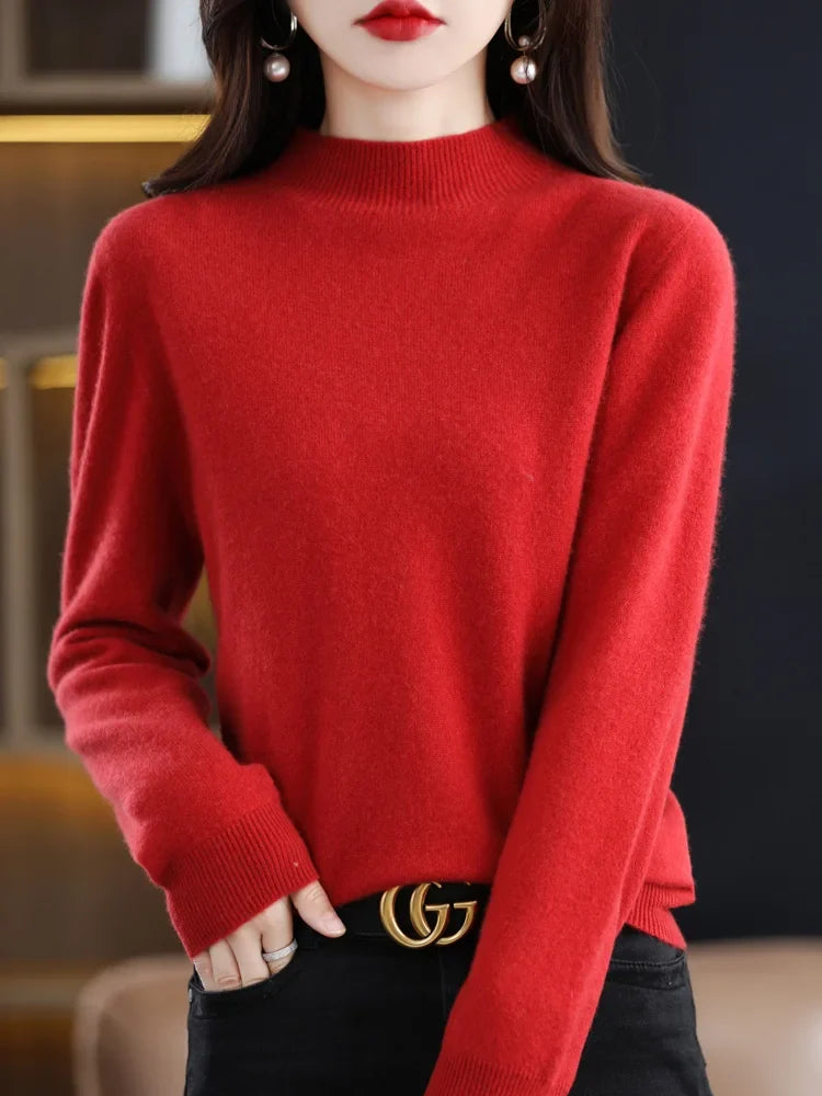Maglione da donna a collo alto e vestibilità aderente