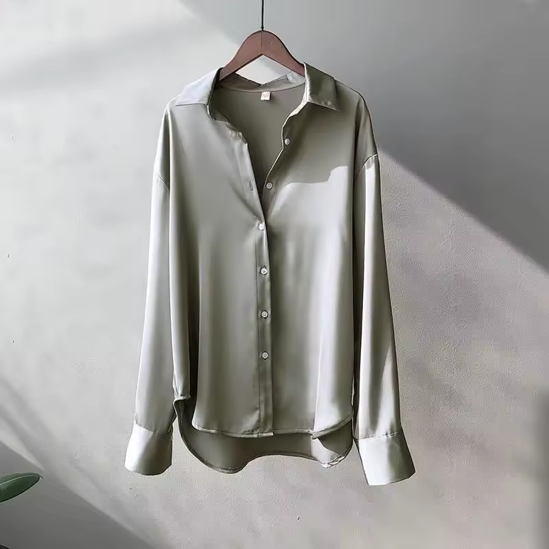 Blouse Femme Satinée Boutonnée à Manches Longues