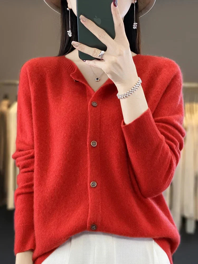 Cardigan da donna con bottoni in maglia morbida
