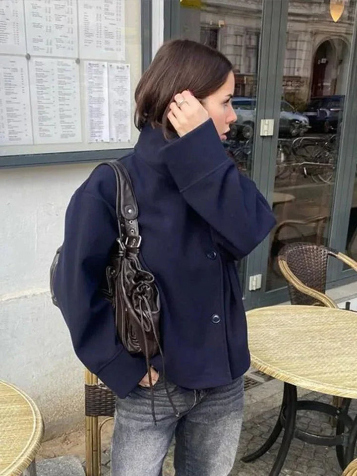 Giacca corta da donna con collo alto