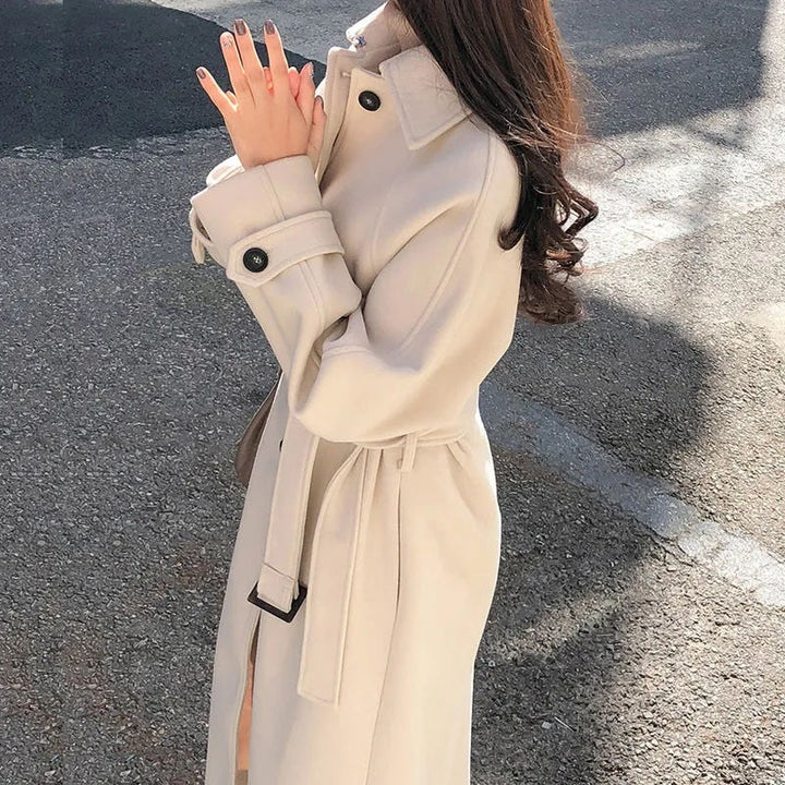 Trench-coat femme long à taille cintrée et col classique
