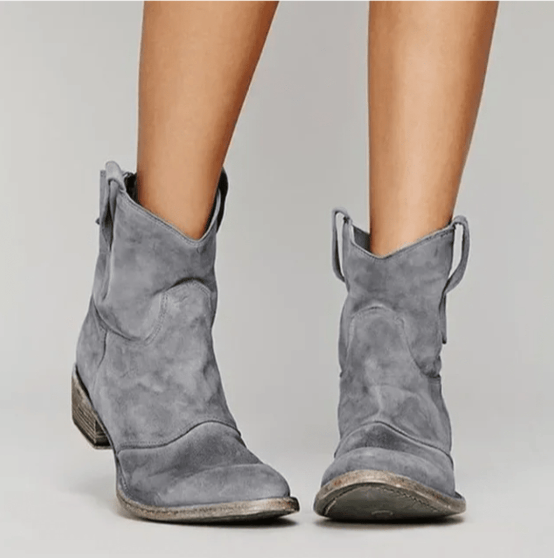 Stivaletti western da donna in pelle con tacco basso