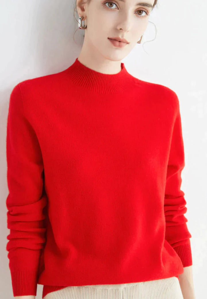 Maglia da donna a collo alto dal taglio elegante