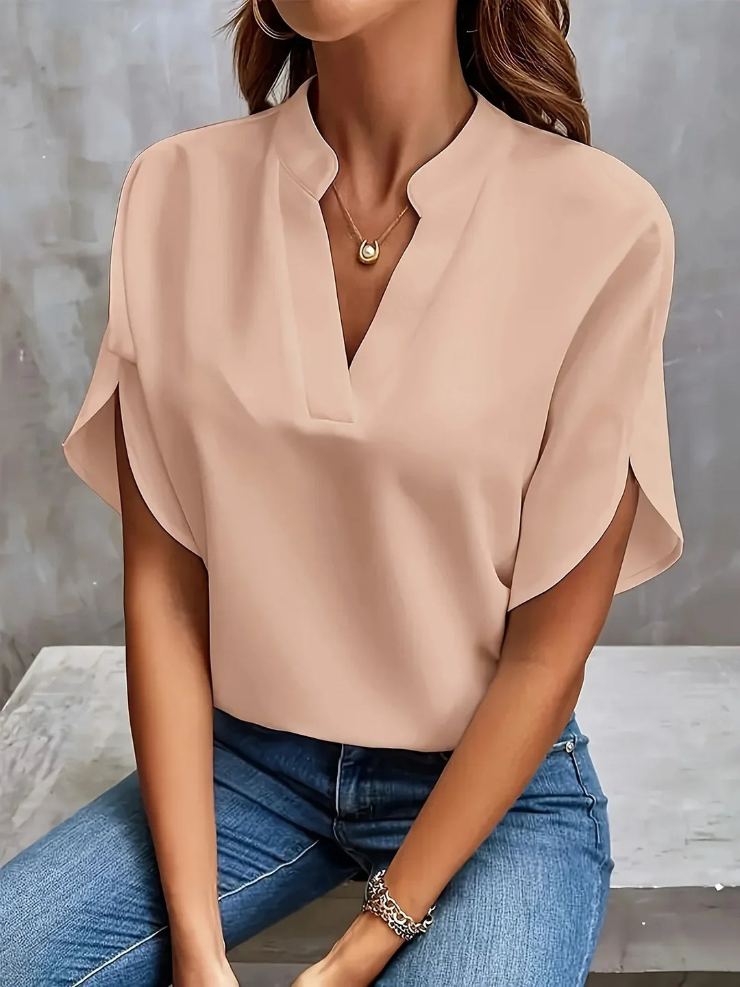 Elegantní dámský košile s výstřihem do V, stylový a ležérní top