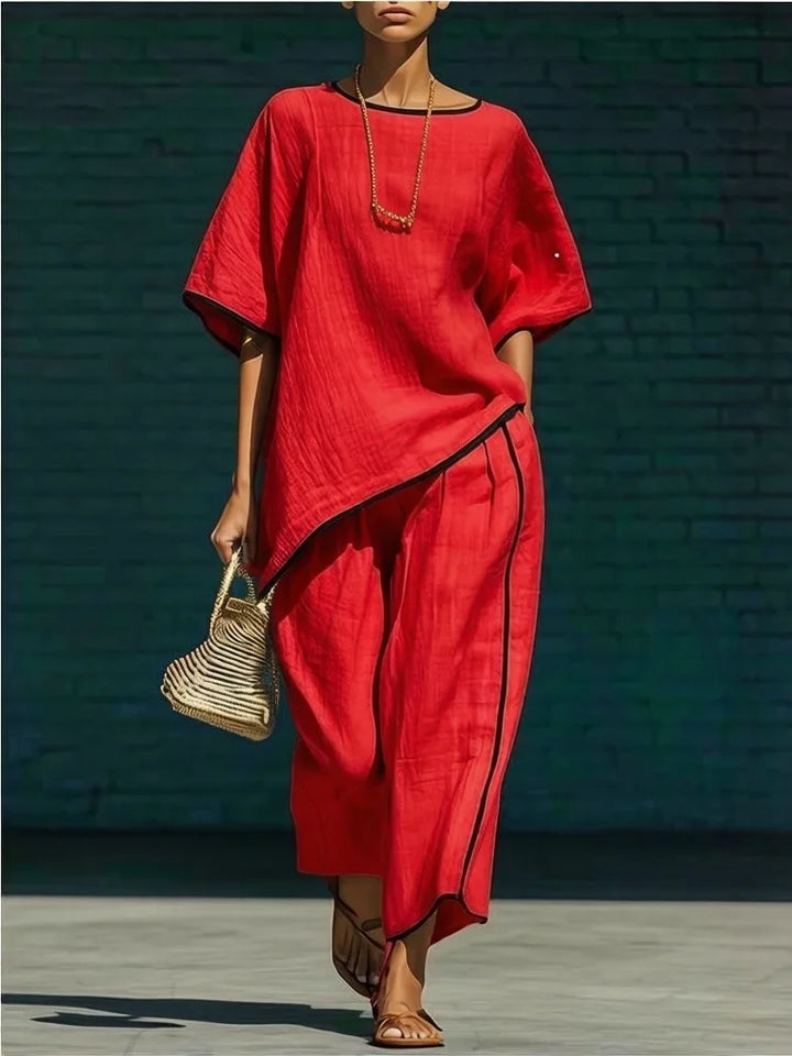 Chic Set with Flowing Tunic and Flared 7/8 Pants