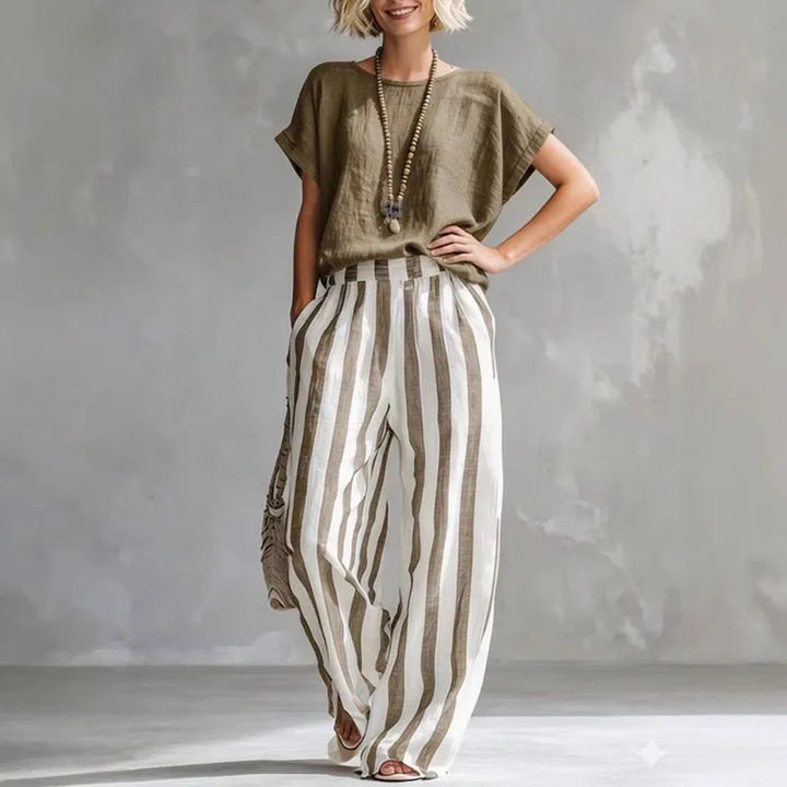 Ensemble Femme Rayé avec Haut à Manches Courtes et Pantalon Large